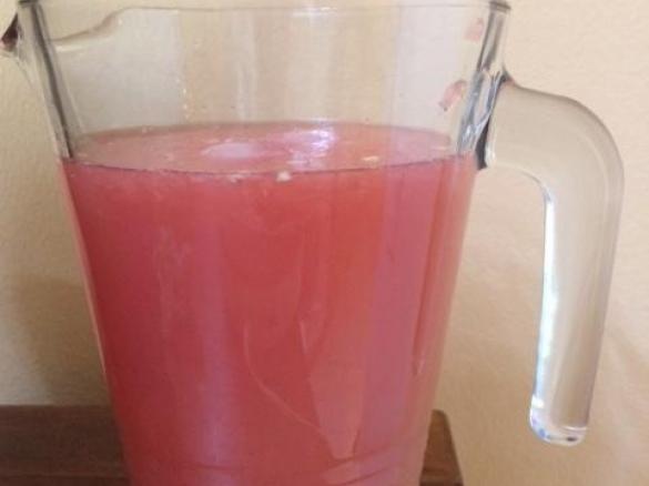 Grapefruit-Rosmarin-Limonade