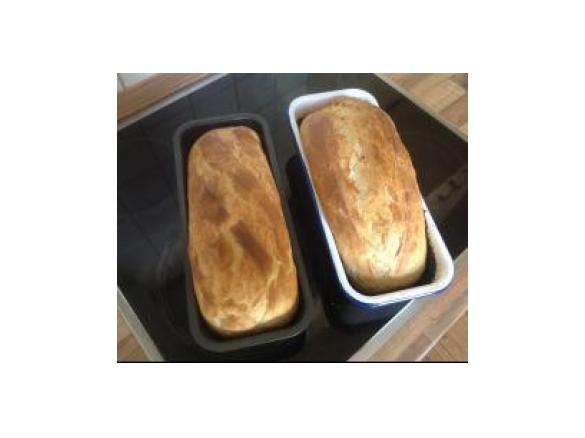 (Mohn) Stuten - mit Milch, Butter und Ei