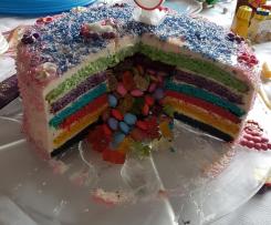 Gefüllte Regenbogentorte mit Smarties