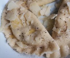 Ravioli mit Ziegenfrischkäse-Birnen-Füllung