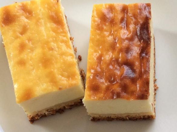 Käsekuchen mit Hefeboden (Käseplootz)