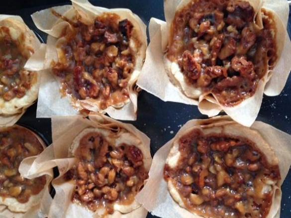 Engadiner Walnusstörtchen