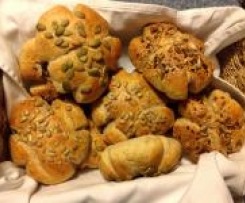 Variation von Hafer- Dinkel- Brötchen