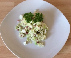 Krautsalat mit Schinken und Kümmel