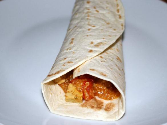Vegane Wraps gefüllt mit Quinoa