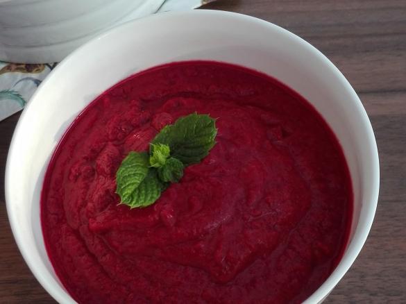 Rote Bete Suppe, Rohkost