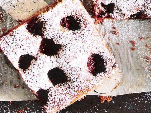 Lebkuchen-Kirsch-Schnitten