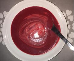 Cremige Rote-Bete-Suppe mit Honig