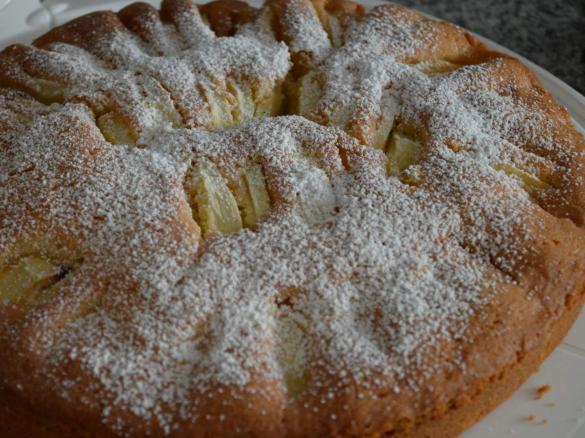 Schneller Versunkener Apfelkuchen