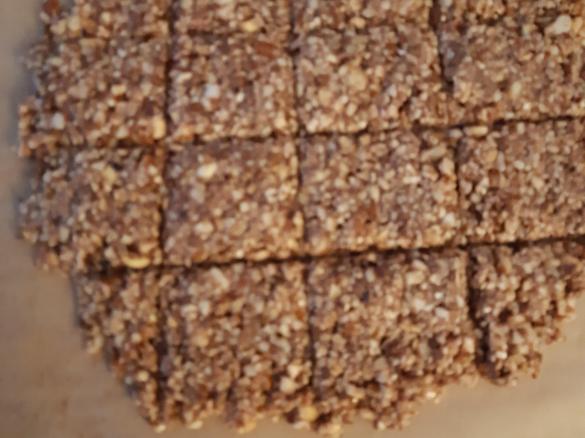 Nussknacker ohne Zucker,  Mehl und backen