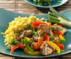 Asia-Geschnetzeltes mit Sambal-Kokos-Soße 