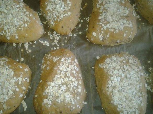 Dinkel-Hafer-Brötchen