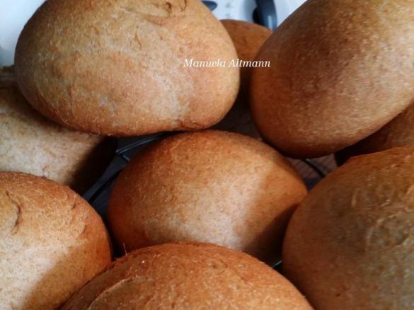 Variation von Schweizer Bürli Dinkel