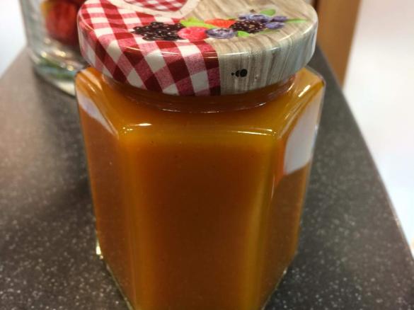 Kürbis-Konfitüre mit Amaretto , gesund,lecker, vegan,