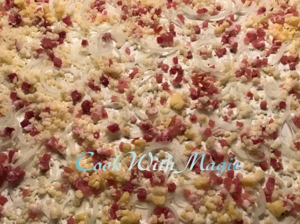 Flammkuchen herzhaft und auch eine süße Variante