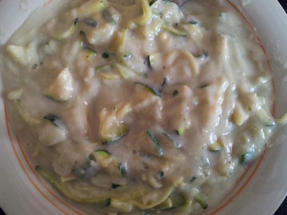 Blumenkohl-Sauce, vegane Béchamelsauce zu Gemüse, Pasta usw., kalorienarm