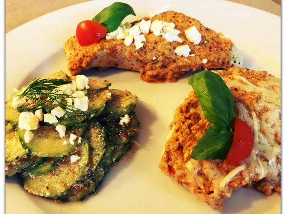 Hähnchenschnitzel mit Oliven-Feta Kruste