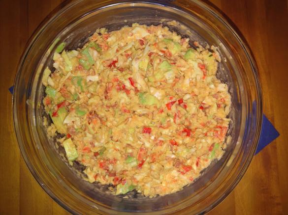 Spitzkohlsalat mit Avocados