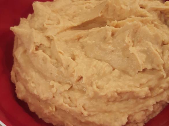 Butterbohnen-Hummus