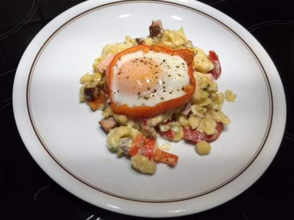 Spätzleauflauf mit Leberkäse und Spiegelei