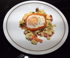 Spätzleauflauf mit Leberkäse und Spiegelei