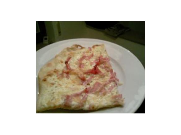 Schinken-Käse Flammkuchen knusprig