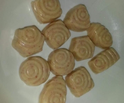 Weiße Erdbeer Pralinen