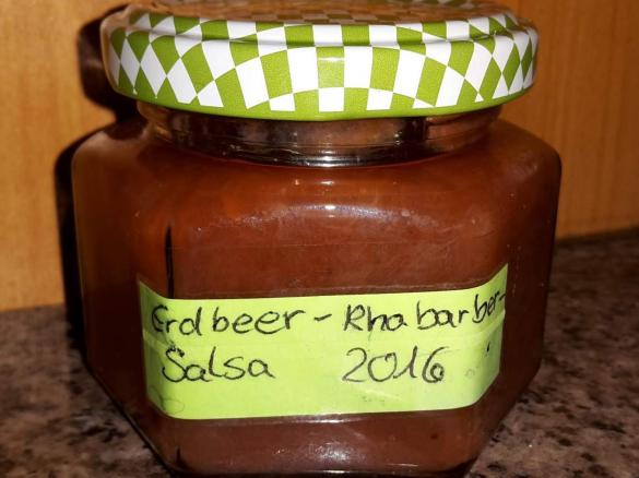 Rhabarber Erdbeer Salsa
