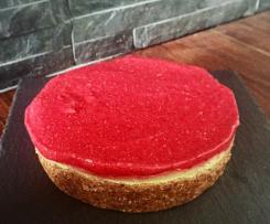 RAW CAKE: Cremiger Avocado-Cheesecake mit Fruchttopping