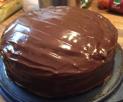 Schokoladenkuchen mit Chili