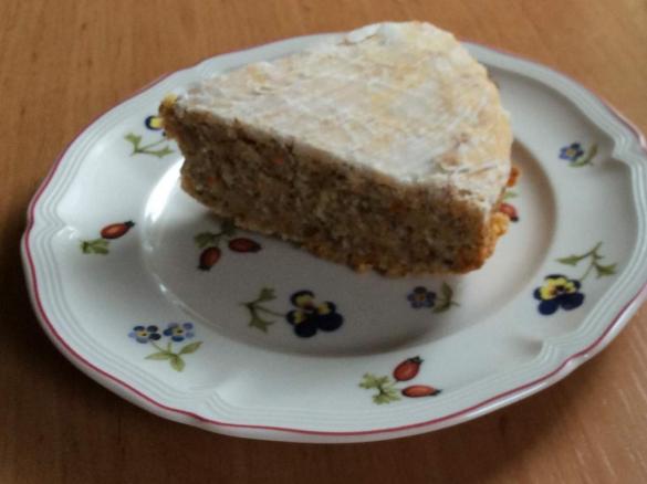 Karottenkuchen mit Xucker 1/2 Rezept für kleine Backform 