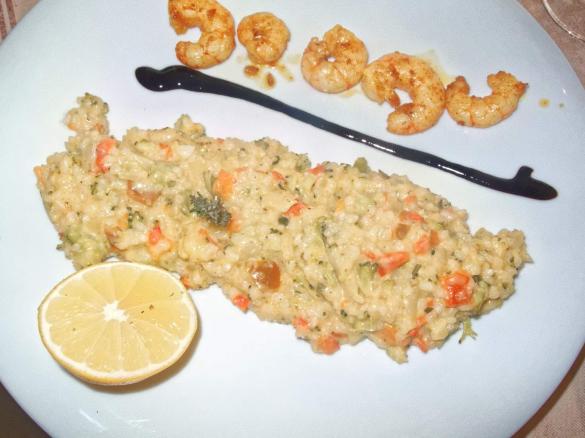 Risotto mit Gemüse und Garnelen