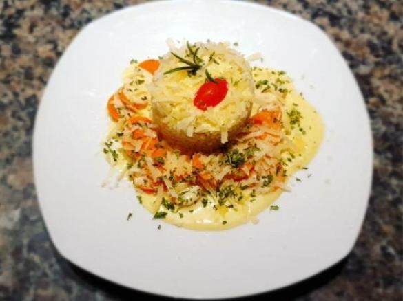 Karotten-Reis Topf mit Orangen-Kokos Soße