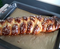Hefezopf / Sonntagsstuten / süße Brötchen