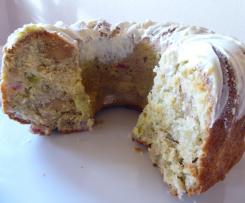 Rhabarber-Marzipan-Gugelhupf