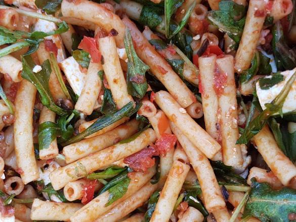 Variation von Italienischer Nudelsalat für Faule