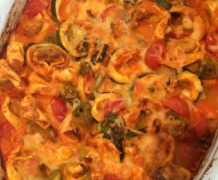 Ofentortellini mit buntem Gemüse an Tomaten-Käsesoße (WW geeignet)