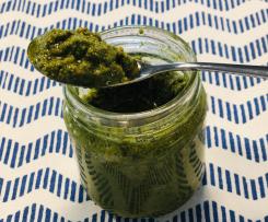 Pesto mit Pistazien (Laktosefrei)