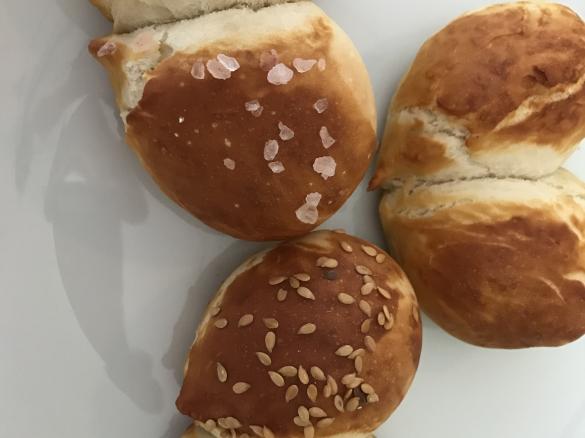 Laugenbrötchen / Laugenherzen