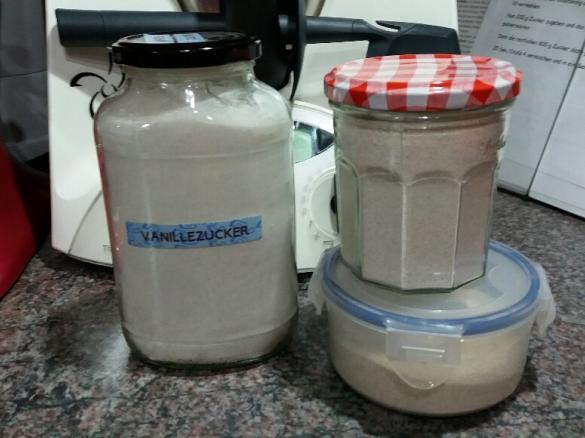 Vanille Zucker ohne Klumpen A la Beate