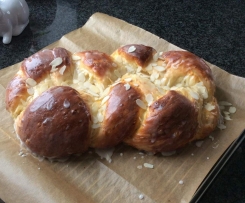 Osterzopf mit Zitronat