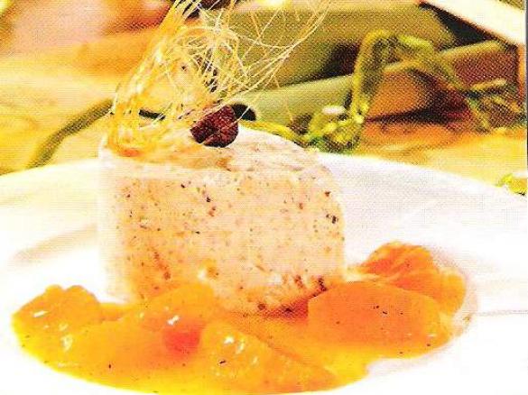 Spekulatius-Eis mit Frucht-Ragout