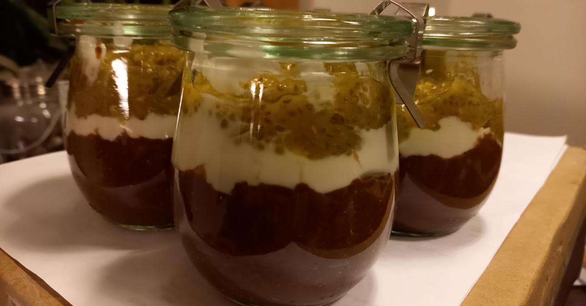 Overnight oats &amp;quot;Frucht-Tiramisu&amp;quot; von Susanne Susanne. Ein Thermomix ...