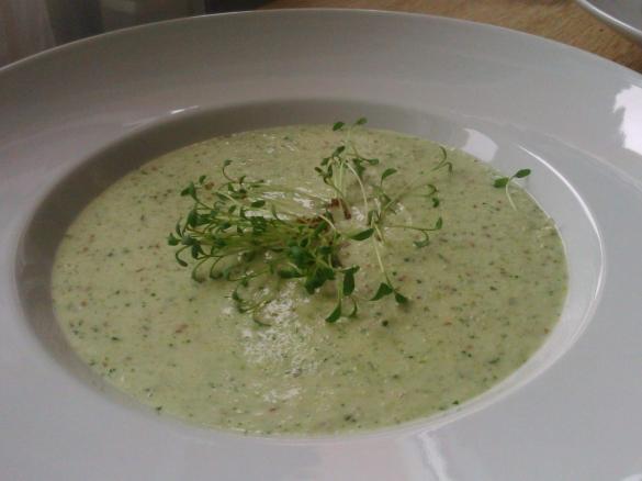 Cremige Kressesuppe