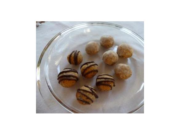 Anita´s Erdmandelkugeln