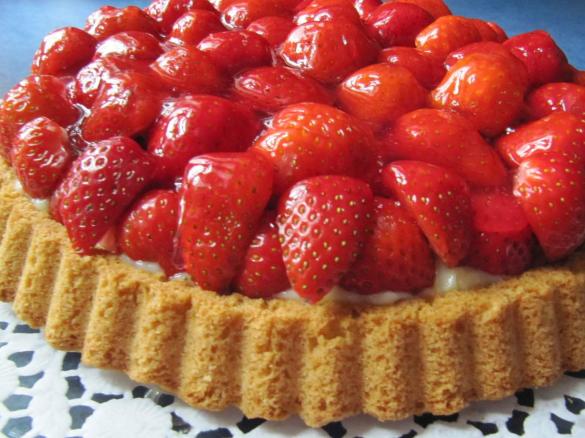 Knuspriger Erdbeerkuchen