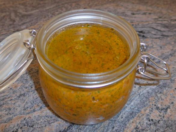 Tomaten-Peterli Paste