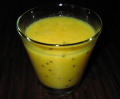 Bananen-Kiwi-Orangen Smoothie