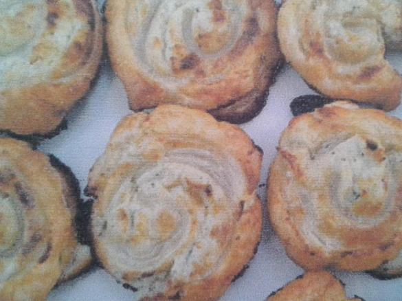 Käse-Schnecken mit Speck