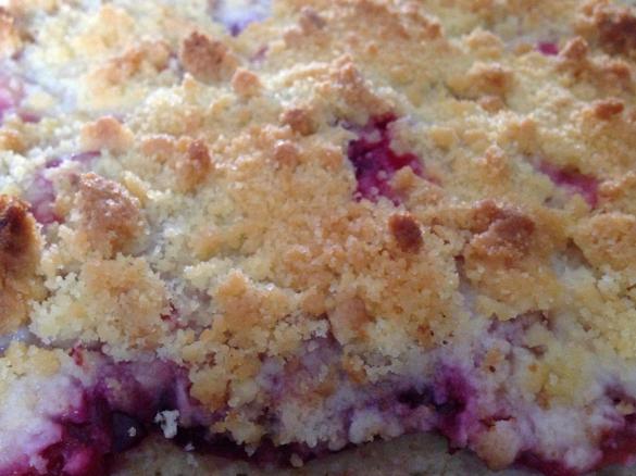 Pflaumenkuchen mit Streuseldecke